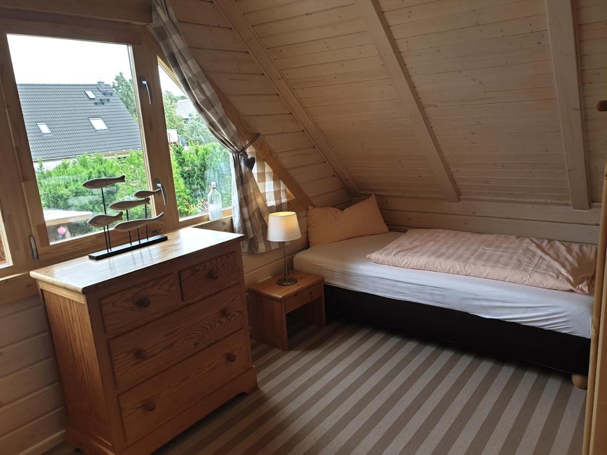 Vila Blockhaus - De Luet Holt Hus Born Exteriér fotografie
